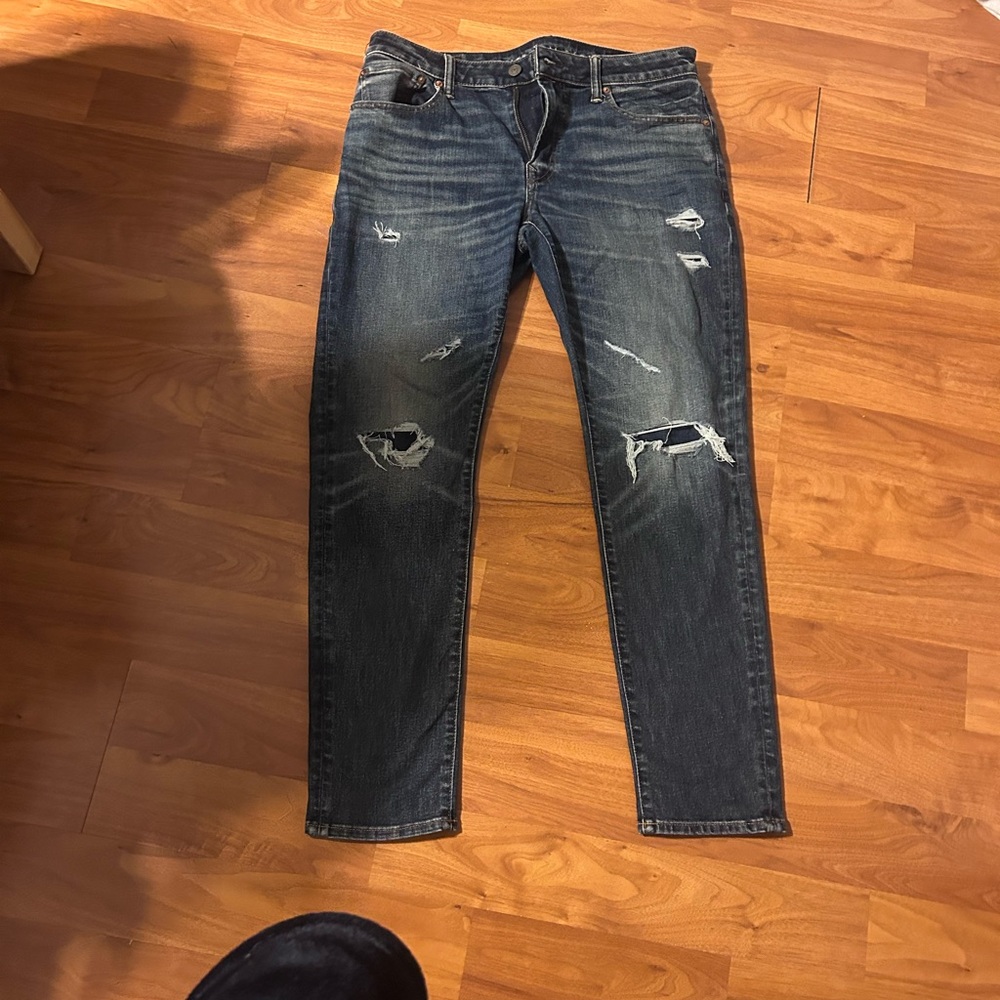 Men's Distressed Blue Jeans